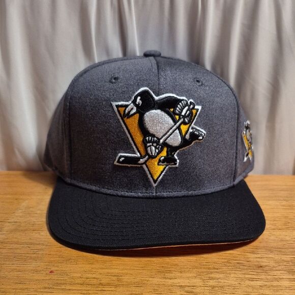 Adidas Pittsburgh Penguins Snapback Hat - New - Picture 1 of 9